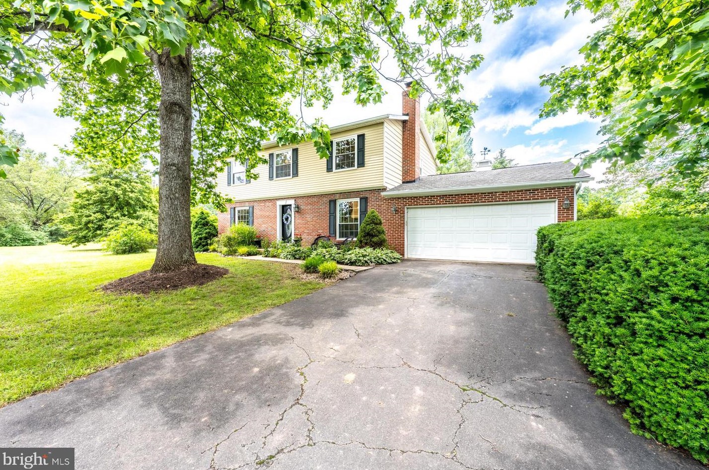4907 Circuit Ct, Gainesville, VA 20155-1310
