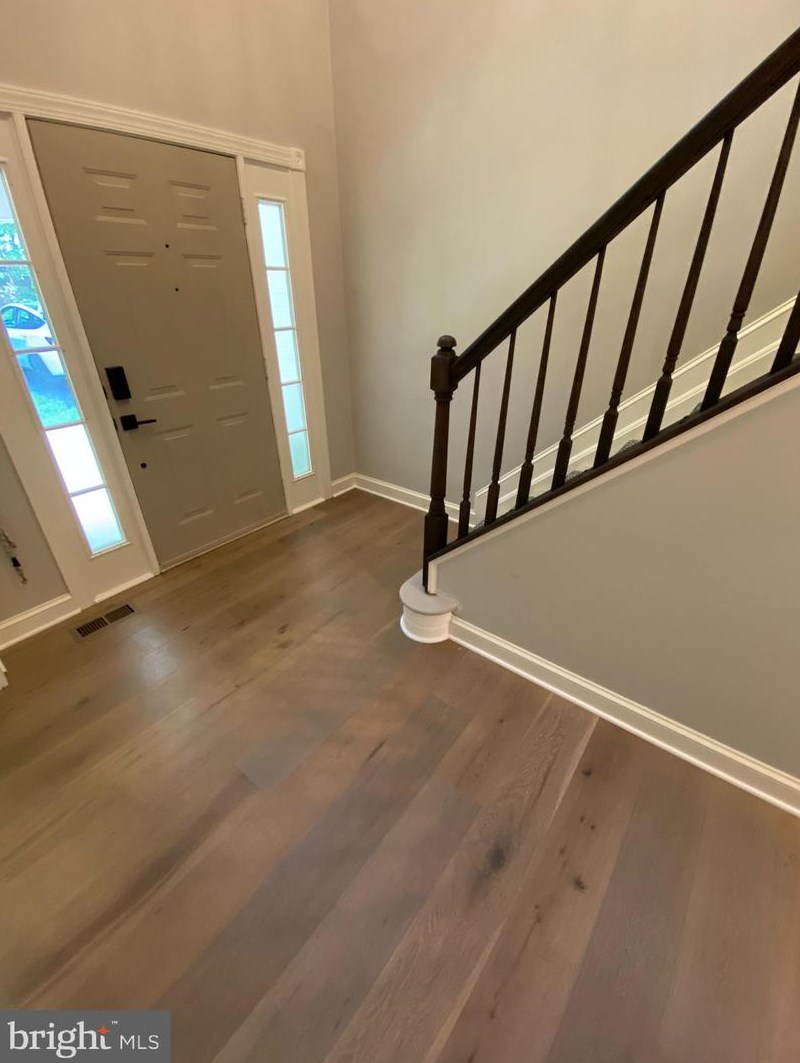 13071 Pershing Dr, Manassas VA  20112-3694 exterior