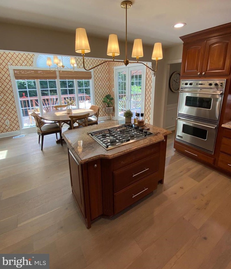 13071 Pershing Dr, Manassas VA  20112-3694 exterior