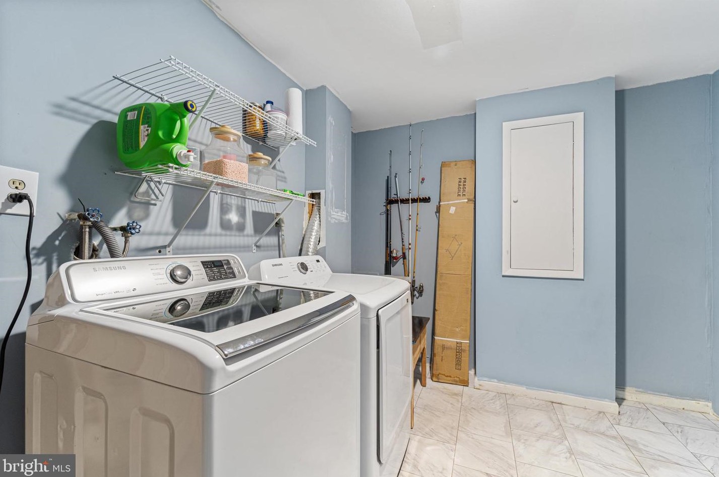 15199 Valley Stream Dr, Woodbridge VA  exterior