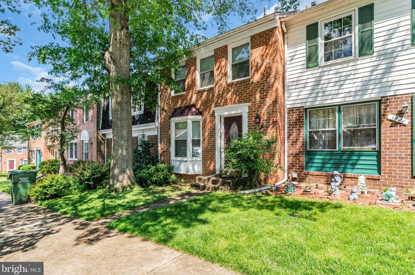 1919 Mariner Ln, Woodbridge, VA 22192-2301