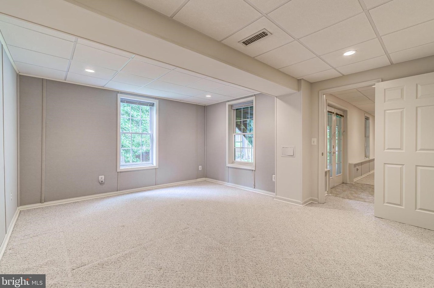 1846 Strickland Ct, Woodbridge VA  22191-4560 exterior