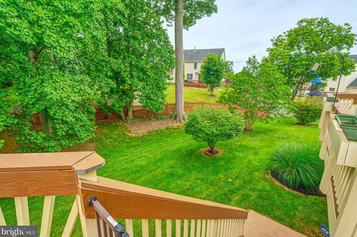 1846 Strickland Ct, Woodbridge VA  22191-4560 exterior