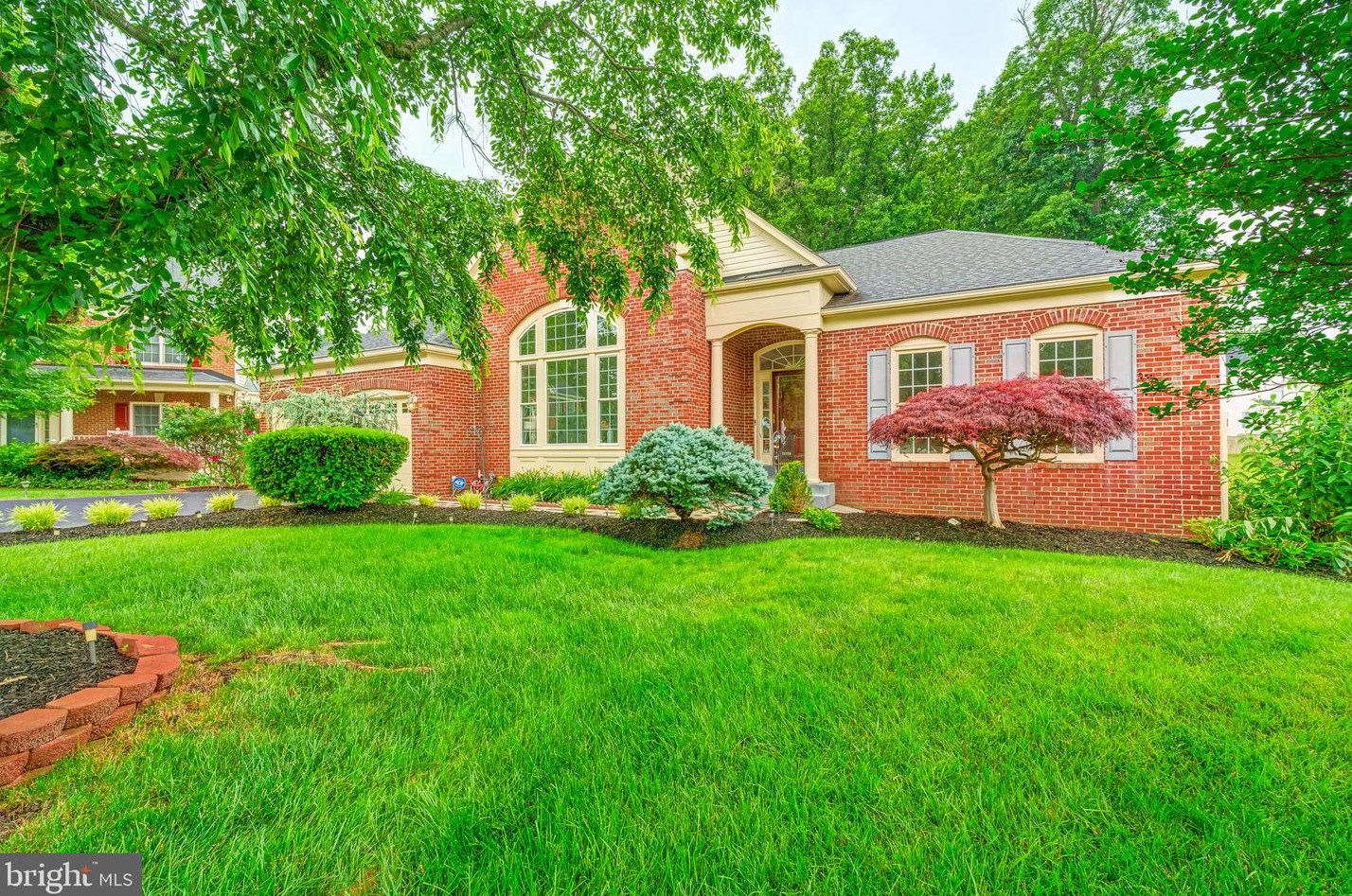 1846 Strickland Ct, Woodbridge VA  22191-4560 exterior