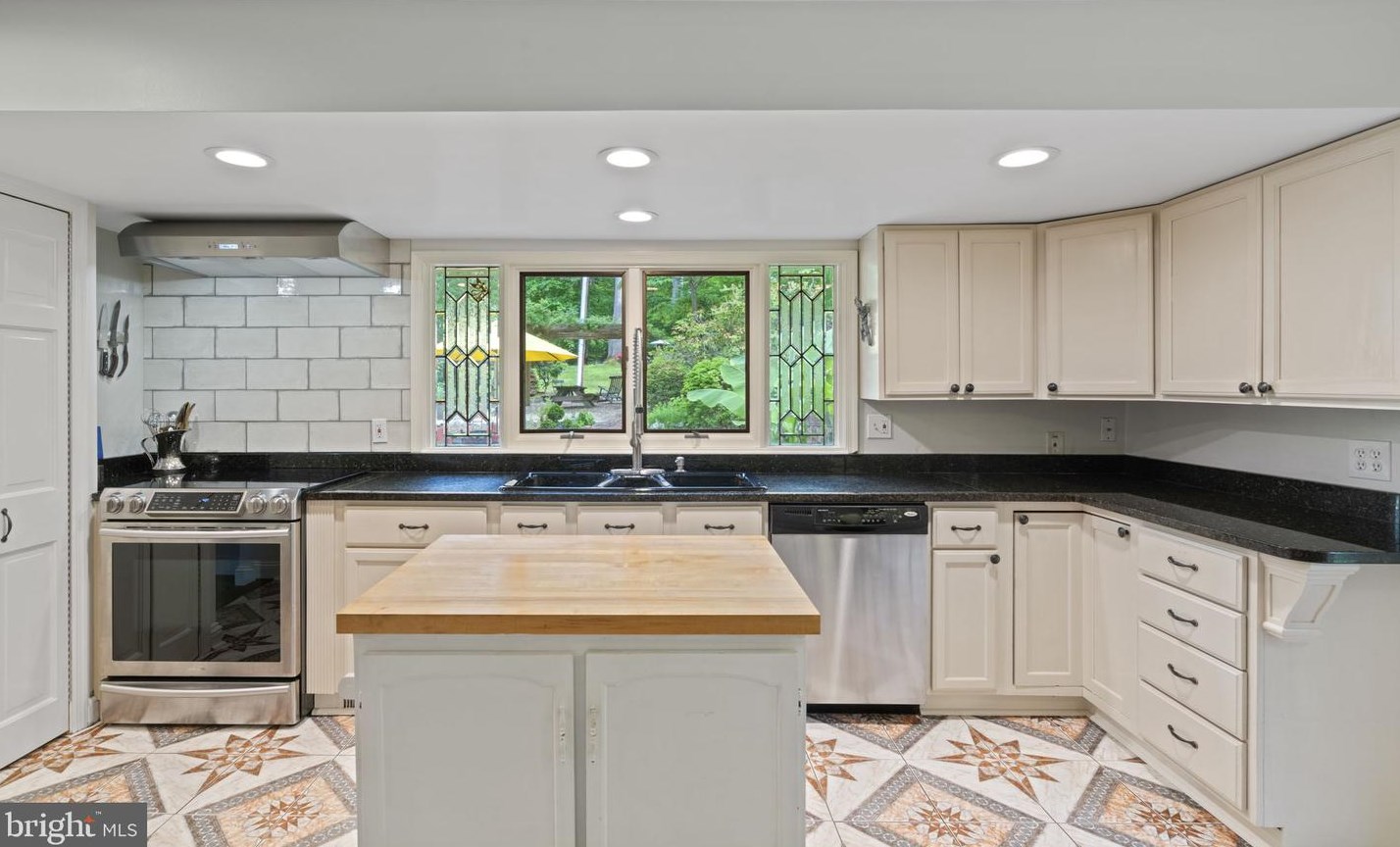 11871 Mente Rd, Manassas VA 20112-5324 exterior