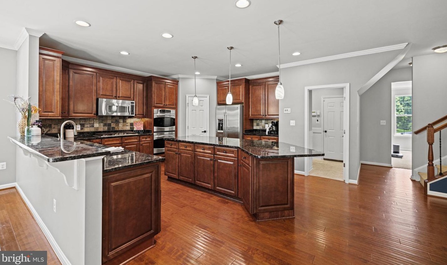 16060 Imperial Eagle Ct, Woodbridge VA  22191-6559 exterior