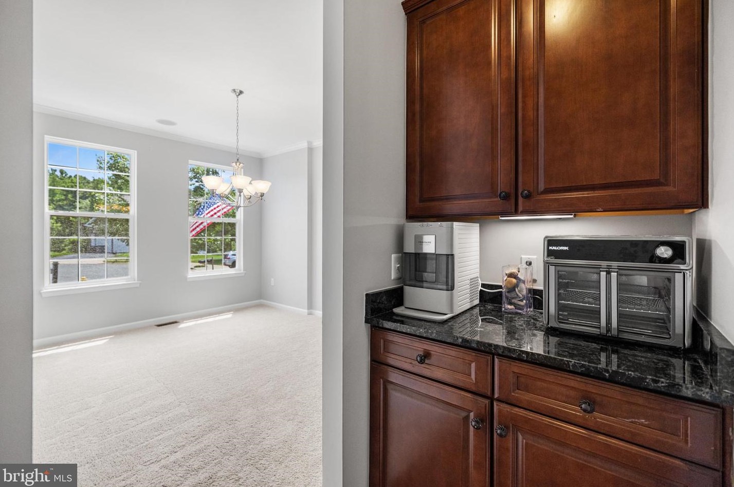16060 Imperial Eagle Ct, Woodbridge VA  22191-6559 exterior