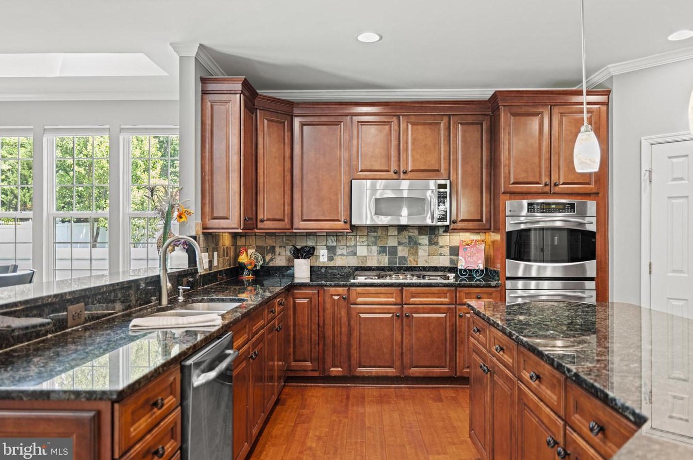 16060 Imperial Eagle Ct, Woodbridge VA  22191-6559 exterior