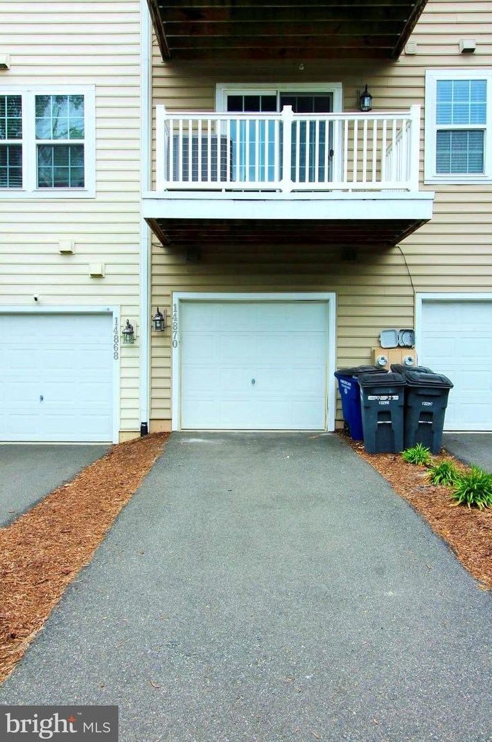 14870 Mason Creek Cir, Woodbridge, VA 22191
