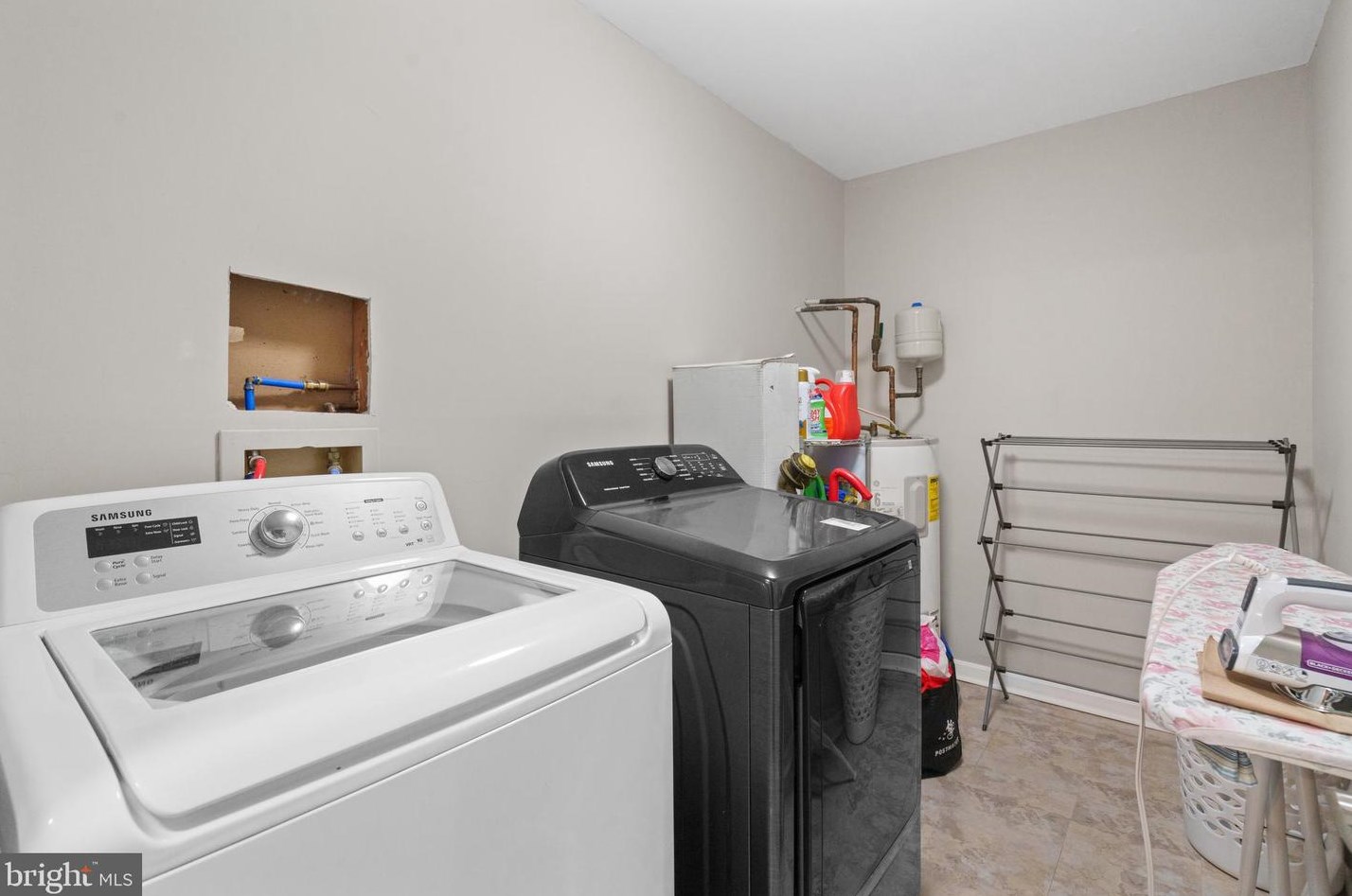 7307 Rokeby Dr, Manassas VA 20109-6405 exterior