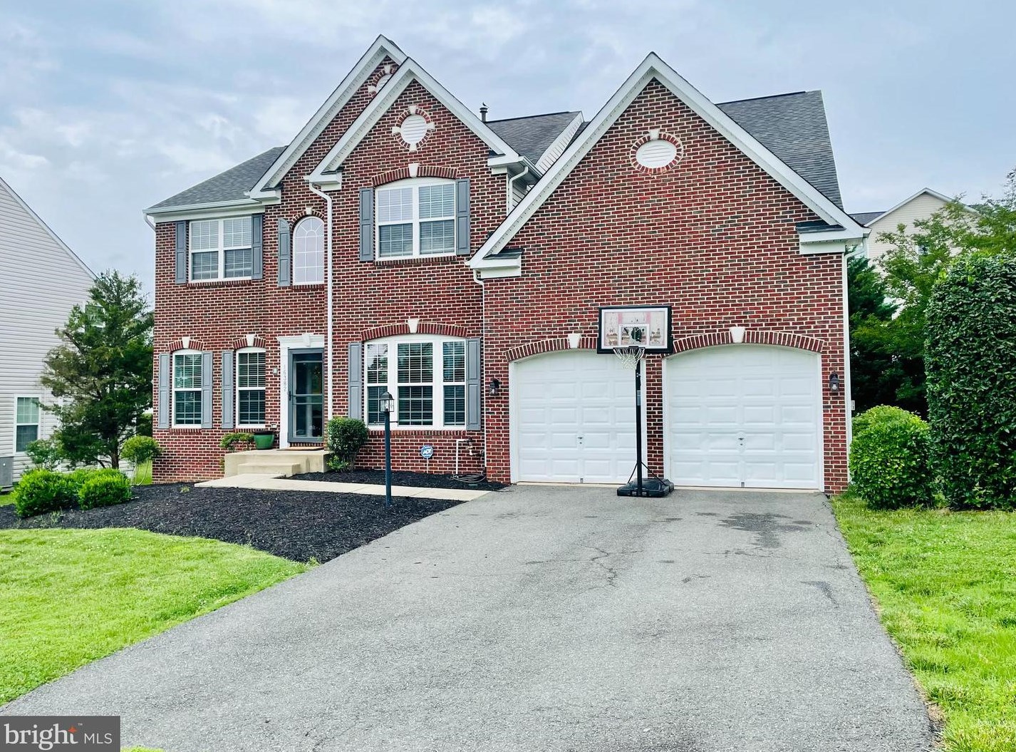 16382 Kramer Estate Dr, Woodbridge, VA 22191
