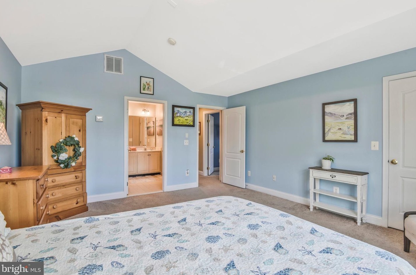 5765 Amelia Springs Cir, Haymarket VA  20169-5416 exterior