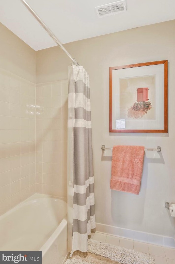 5765 Amelia Springs Cir, Haymarket VA  20169-5416 exterior