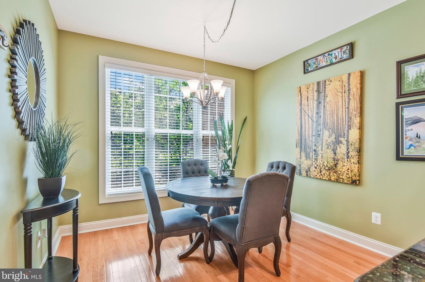 5765 Amelia Springs Cir, Haymarket VA  20169-5416 exterior
