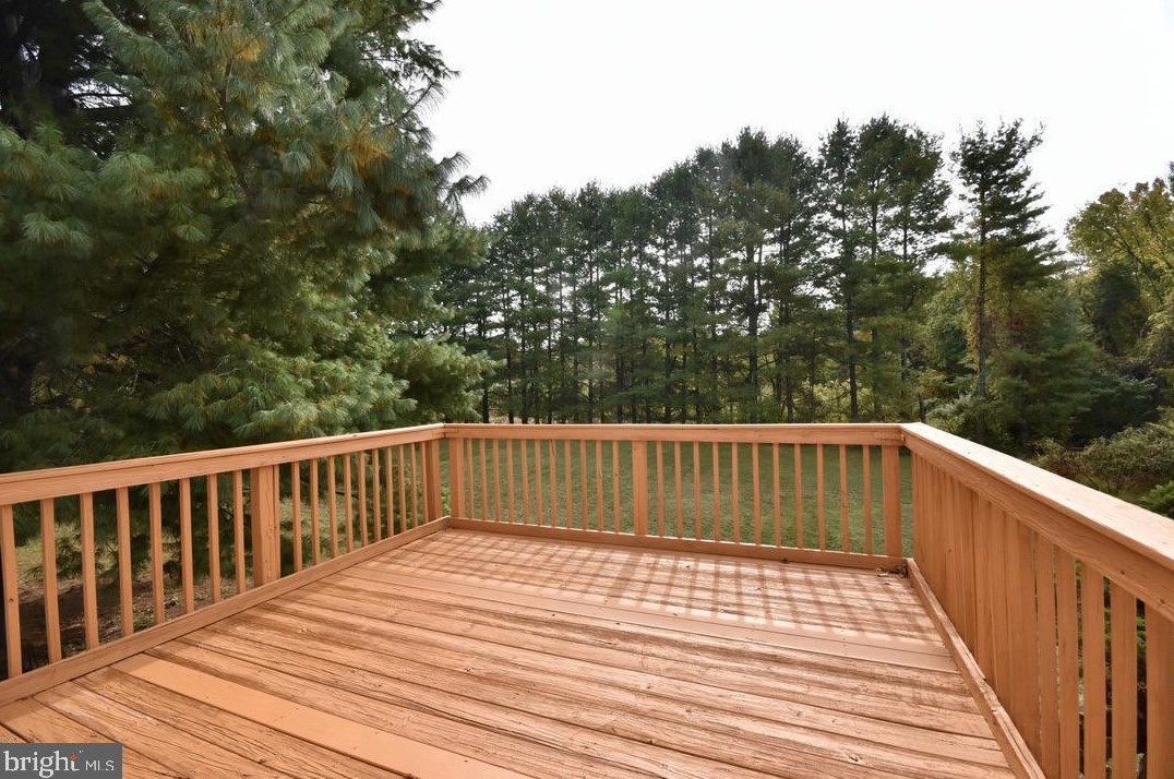 14751 Shelter Ln, Haymarket, VA 20169