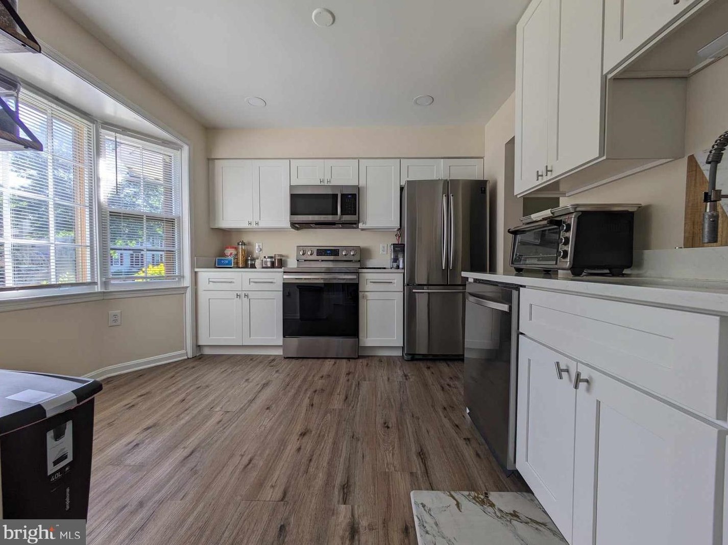 11552 Overleigh Dr, Woodbridge, VA 22192-1163