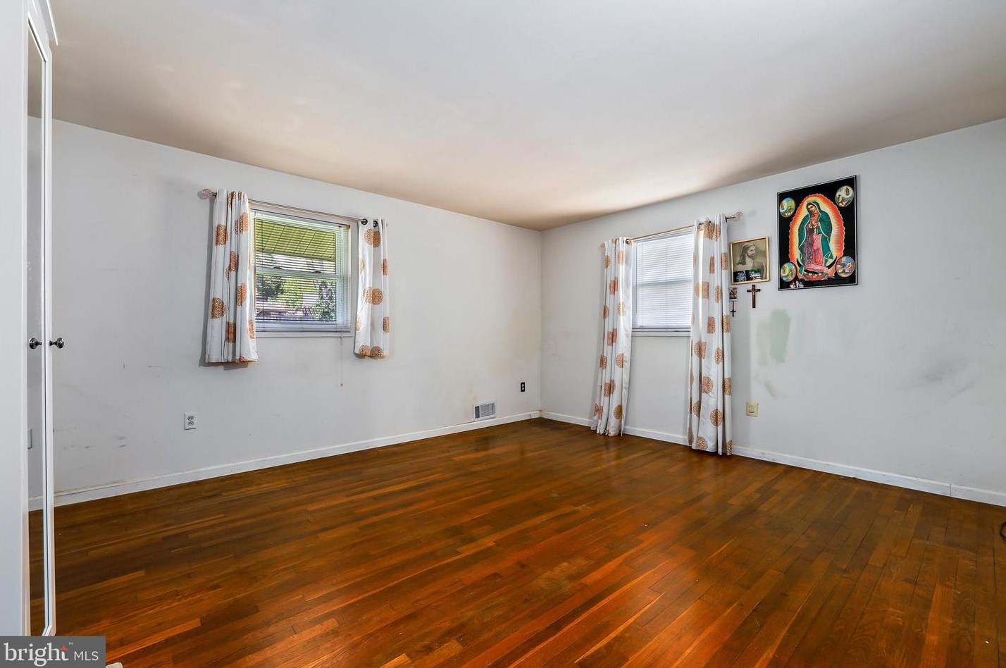 13506 Wood St, Woodbridge VA  22191-1323 exterior