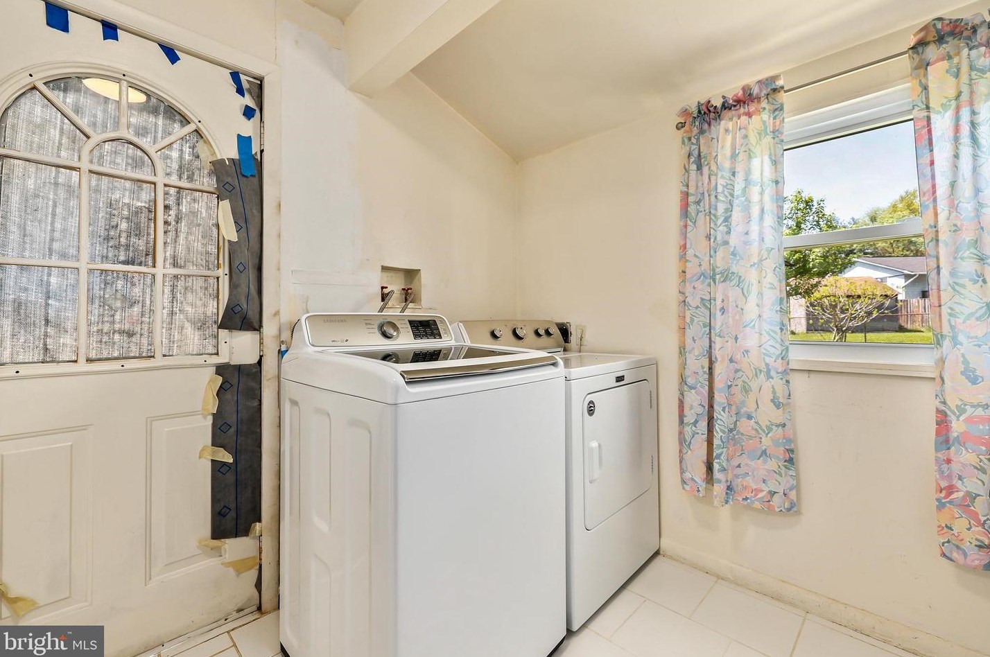 13506 Wood St, Woodbridge VA  22191-1323 exterior