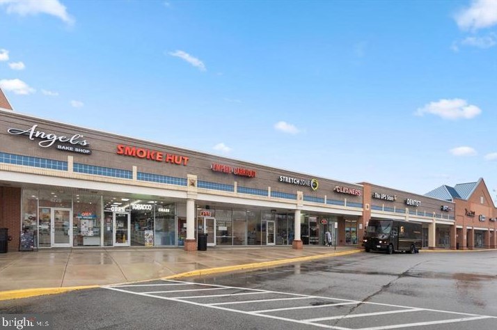 3863 Sunny Brook Ct, Woodbridge VA  22192-6443 exterior