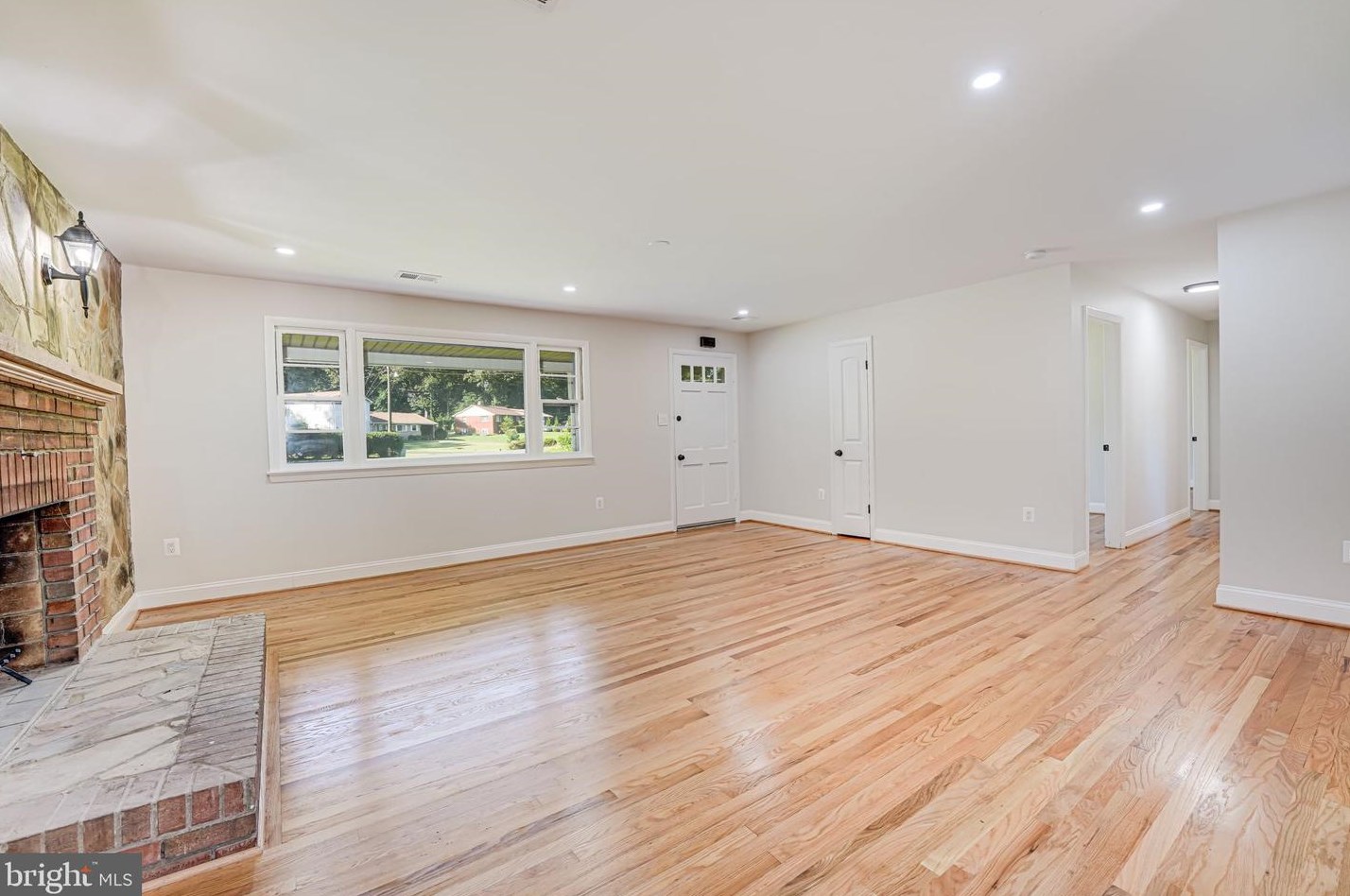 8501 Rugby Rd, Manassas, VA 20111
