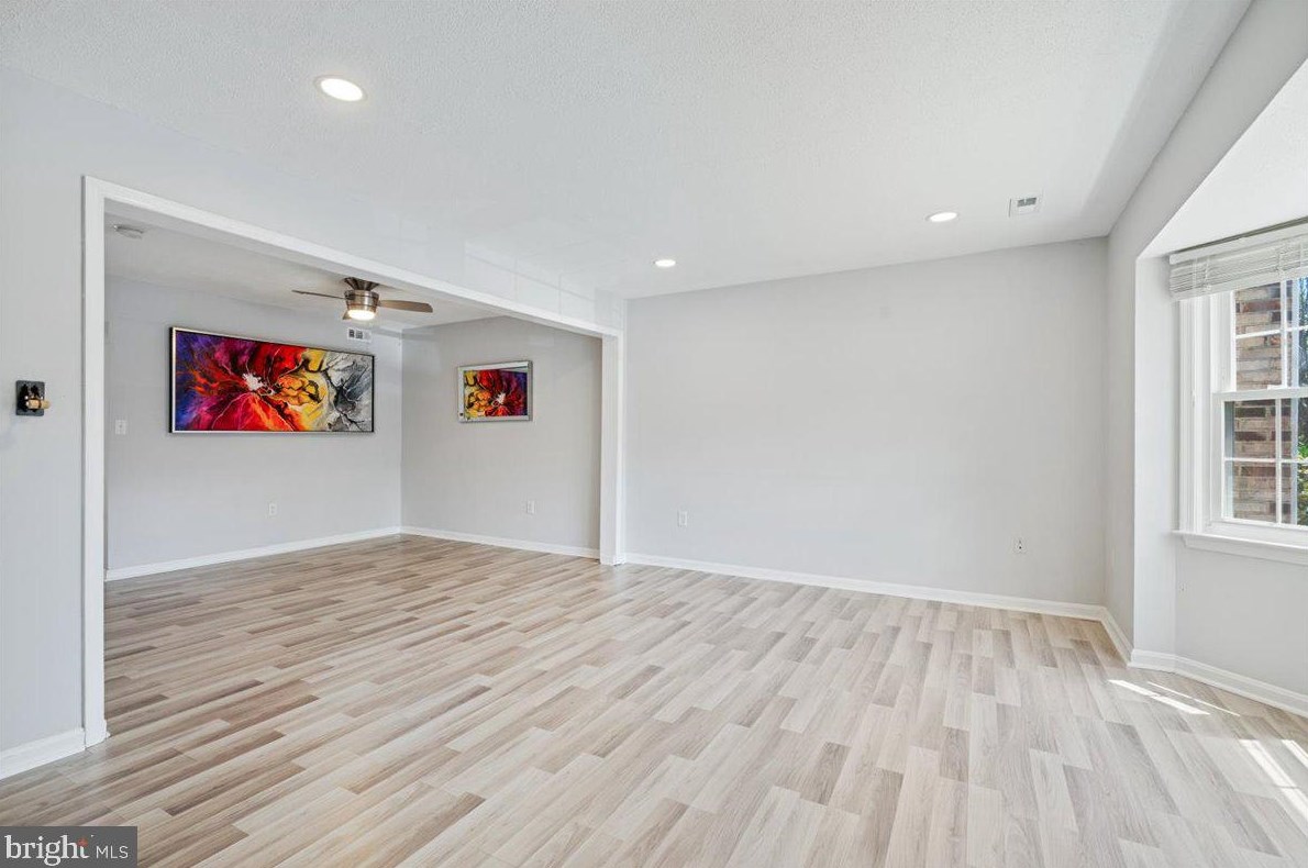 3506 Legere Ct, Woodbridge VA  22193-1007 exterior