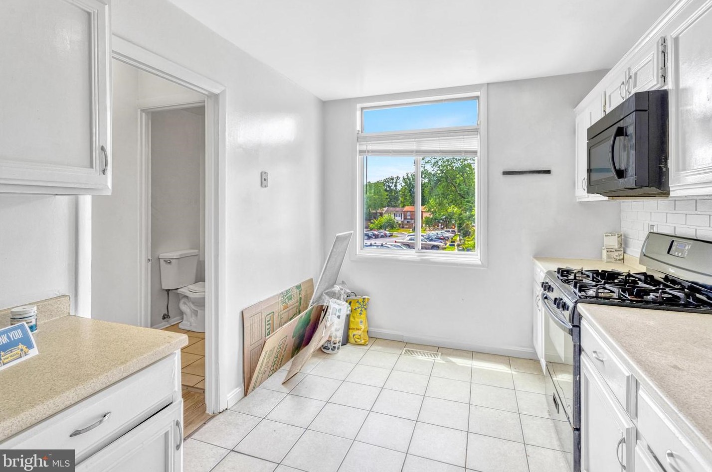 12532 Armada Pl, Woodbridge VA  22192-3135 exterior