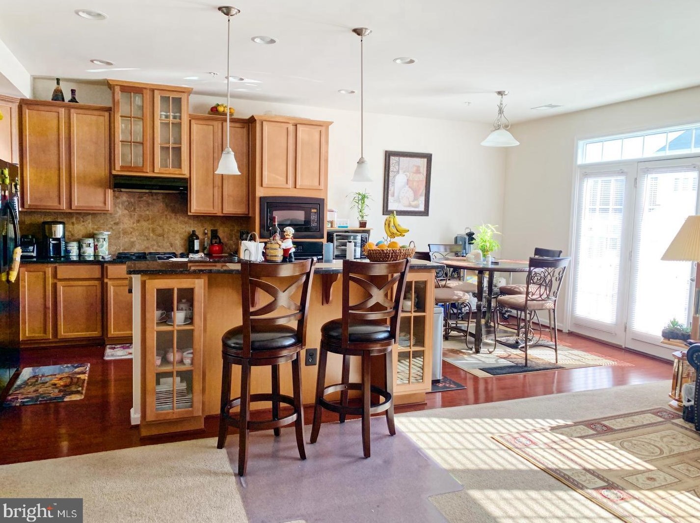 7411 Brunson Cir, Gainesville VA  20155-4904 exterior