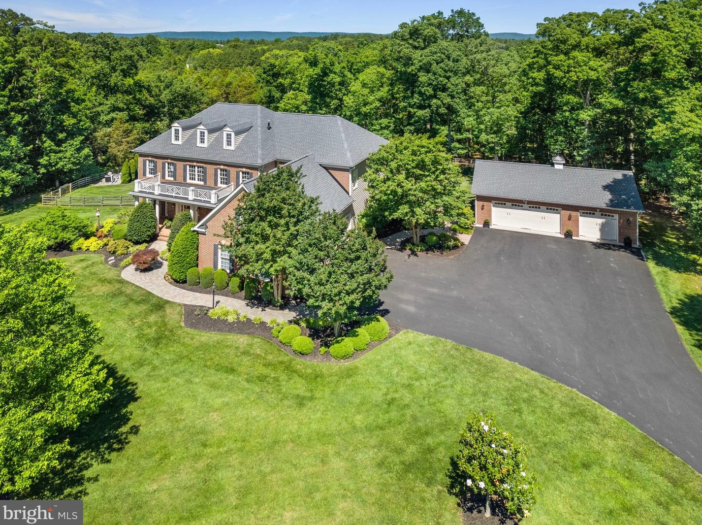 3600 Plantation Grove Ln, Haymarket, VA 20169
