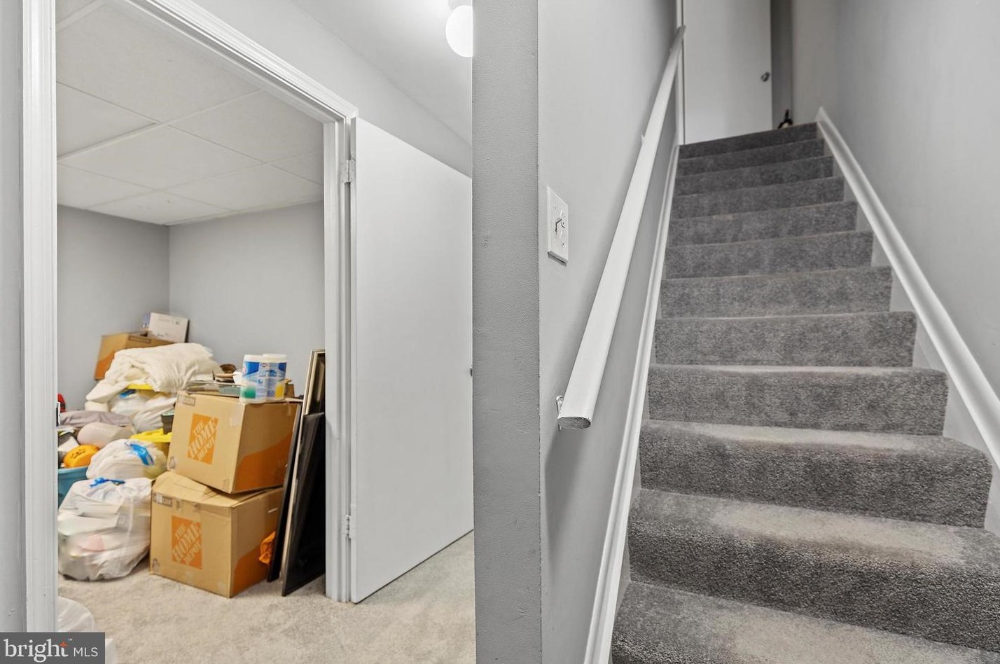 15244 Streamside Ct, Dumfries VA  22025-3021 exterior