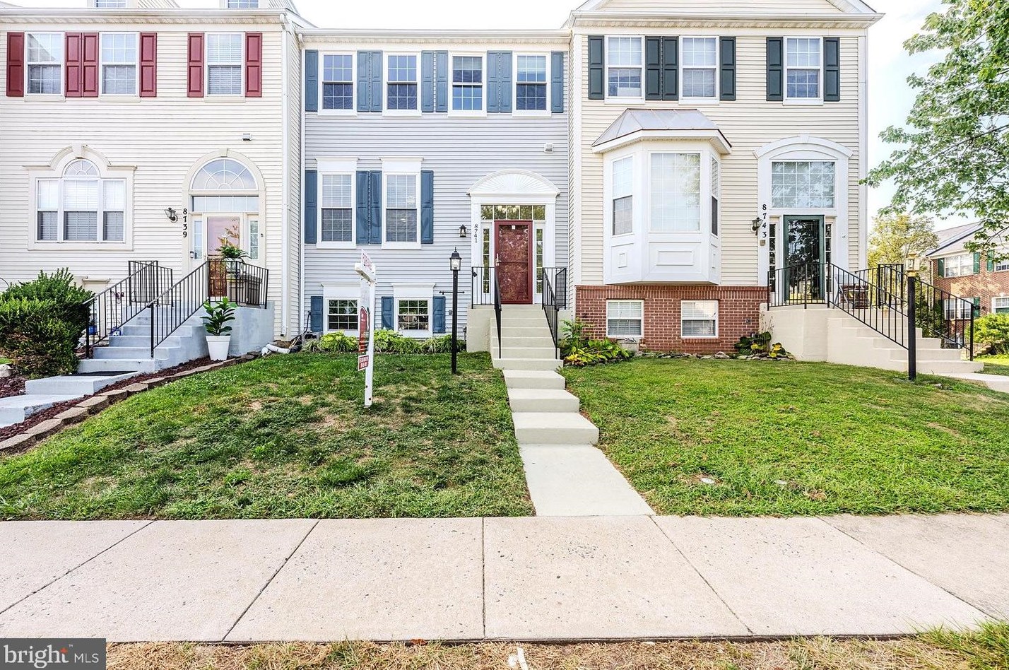 8741 Farnham Way, Bristow, VA 20136