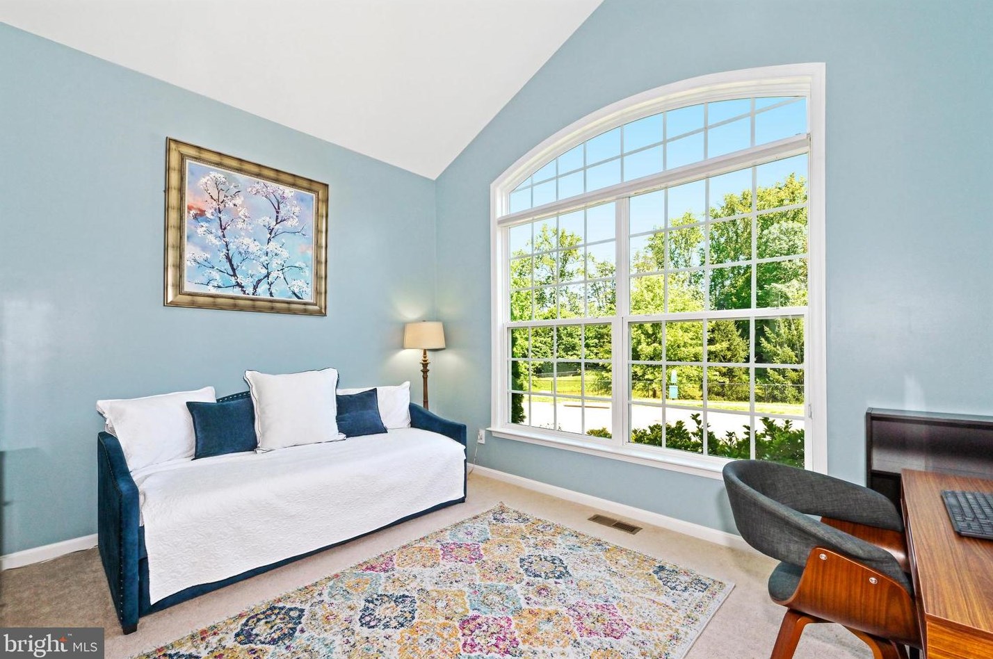 8393 Mineral Spg Dr, Manassas VA 20112-2420 exterior