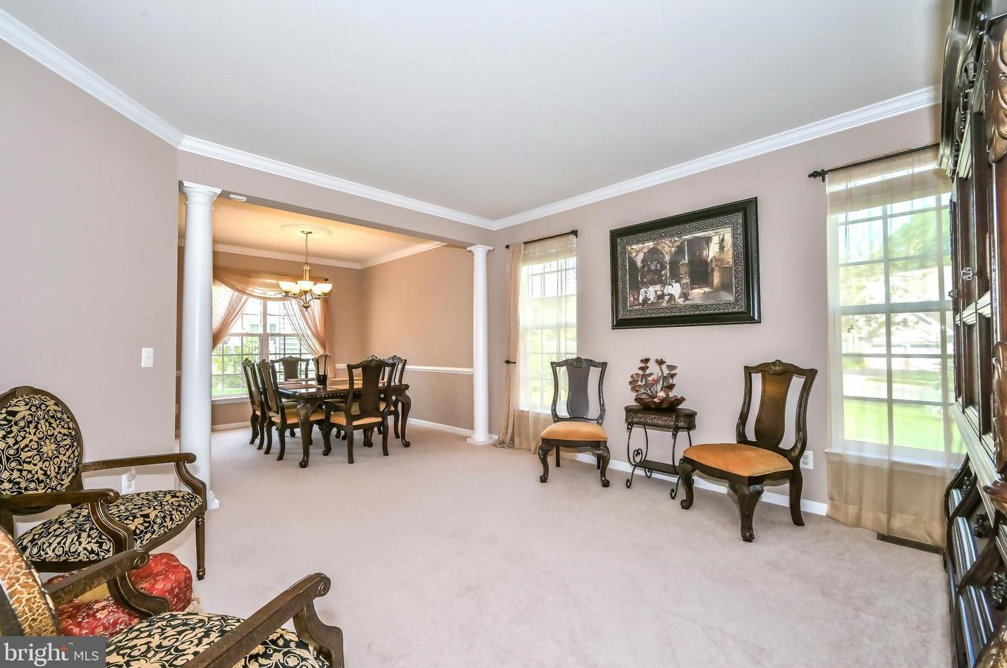 8393 Mineral Spg Dr, Manassas VA 20112-2420 exterior