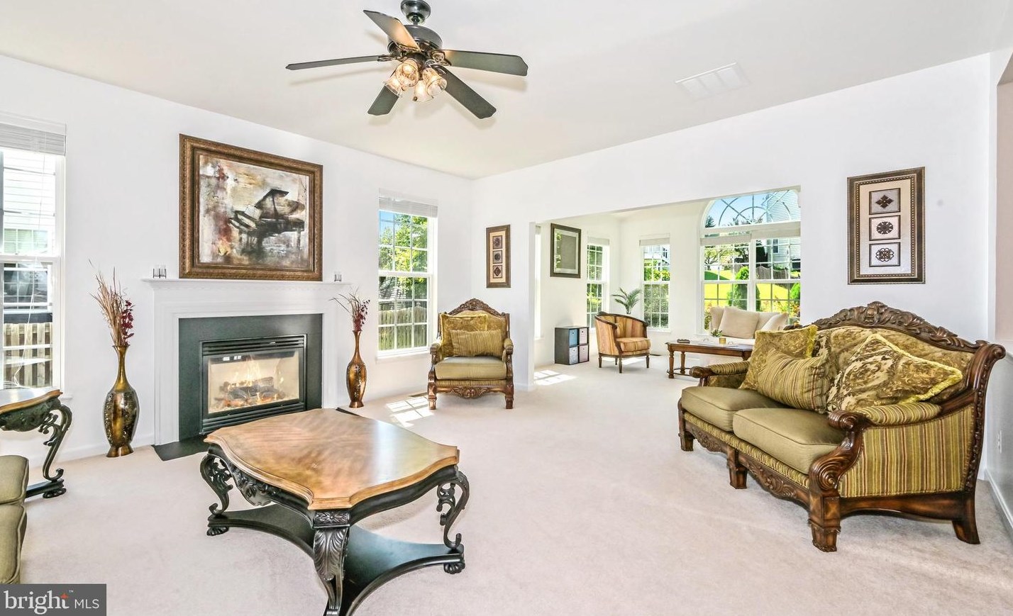 8393 Mineral Spg Dr, Manassas VA 20112-2420 exterior