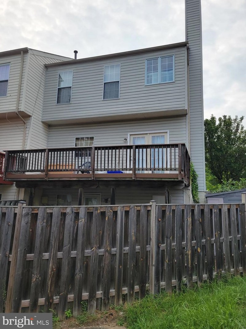 16717 Capon Tree Ln, Woodbridge, VA 22191-5149