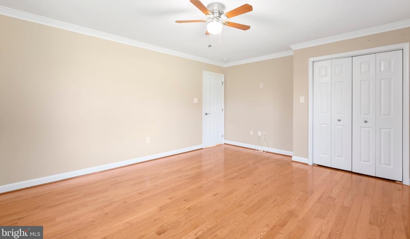 10647 Moore Dr, Manassas VA 20111-2929 exterior