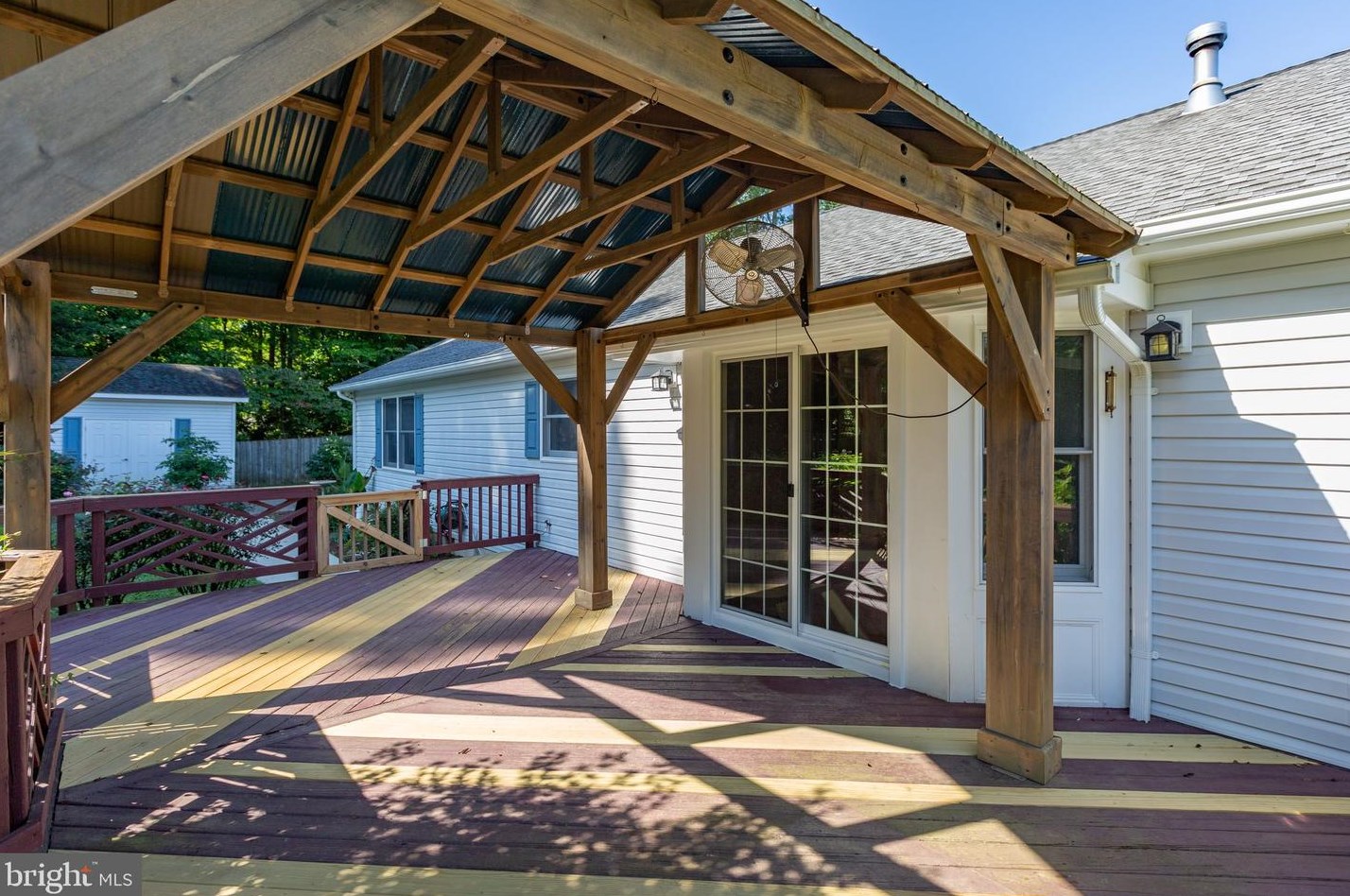 10647 Moore Dr, Manassas VA 20111-2929 exterior