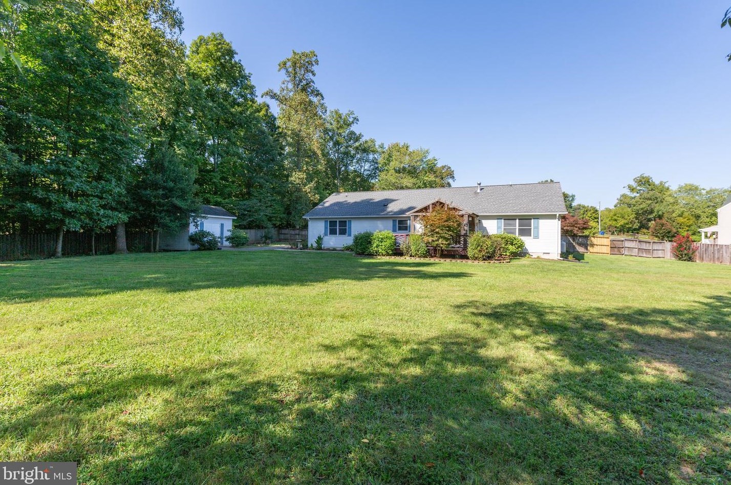 10647 Moore Dr, Manassas VA 20111-2929 exterior