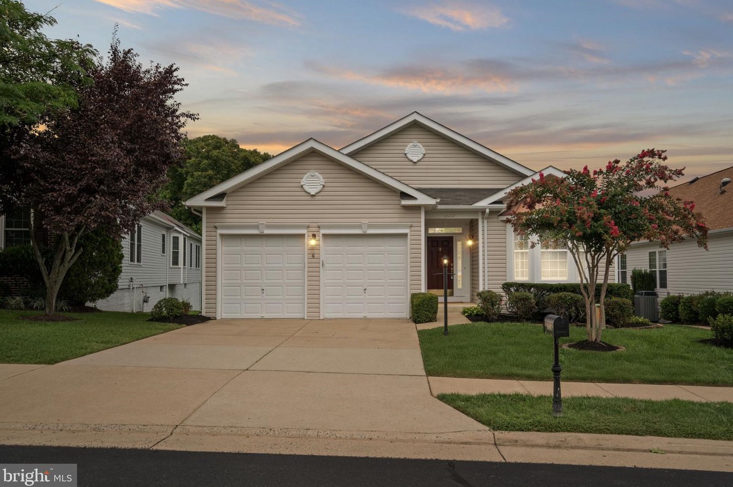 16881 Four Seasons Dr, Dumfries, VA 22025-3618