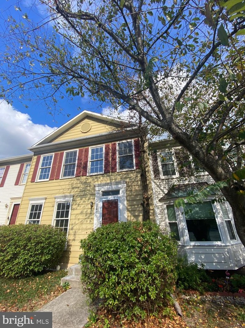 12841 Misty Ln, Woodbridge, VA 22192
