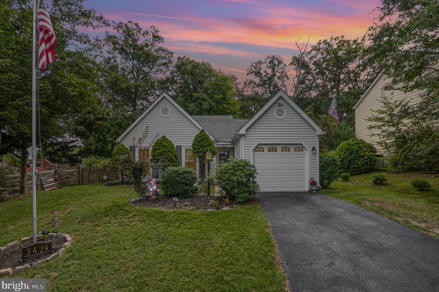 3414 Flint Hill Pl, Woodbridge, VA 22192-1011