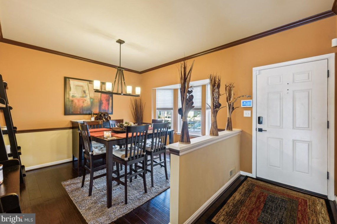 8798 Dunstable Loop, Bristow, VA 20136