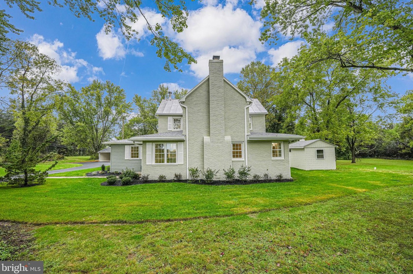 15104 Owls Nest Rd, Nokesville, VA 20181-1408