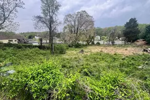 18522 Triangle St, Triangle, VA 22172 - Photo 1