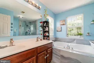 17616 Chisholm Ln, Dumfries, VA 22026 - Photo 18