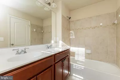 4511 Potomac Highlands Circle, Triangle, VA 22172 - Photo 10