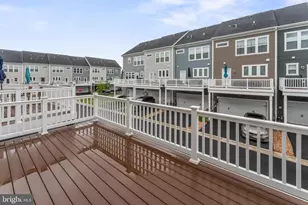 1690 Dunnington Pl, Dumfries, VA 22026 - Photo 22