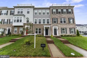 1690 Dunnington Pl, Dumfries, VA 22026 - Photo 4