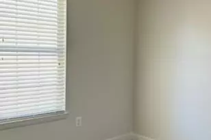 14308 Lindendale Rd, Woodbridge, VA 22193 - Photo 10