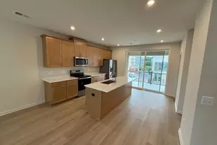 2522 Neabsco Common Pl, Woodbridge, VA 22191 - Photo 8