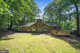 2416 Youngs Dr, Haymarket, VA 20169 - Photo 2